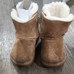 UGG Brown Boots with Cozy White Lining and Soft Suede-Like Material